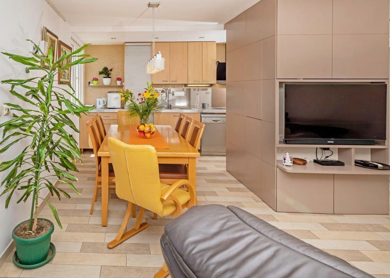 My Happy Place Apartment Дубровник Екстер'єр фото